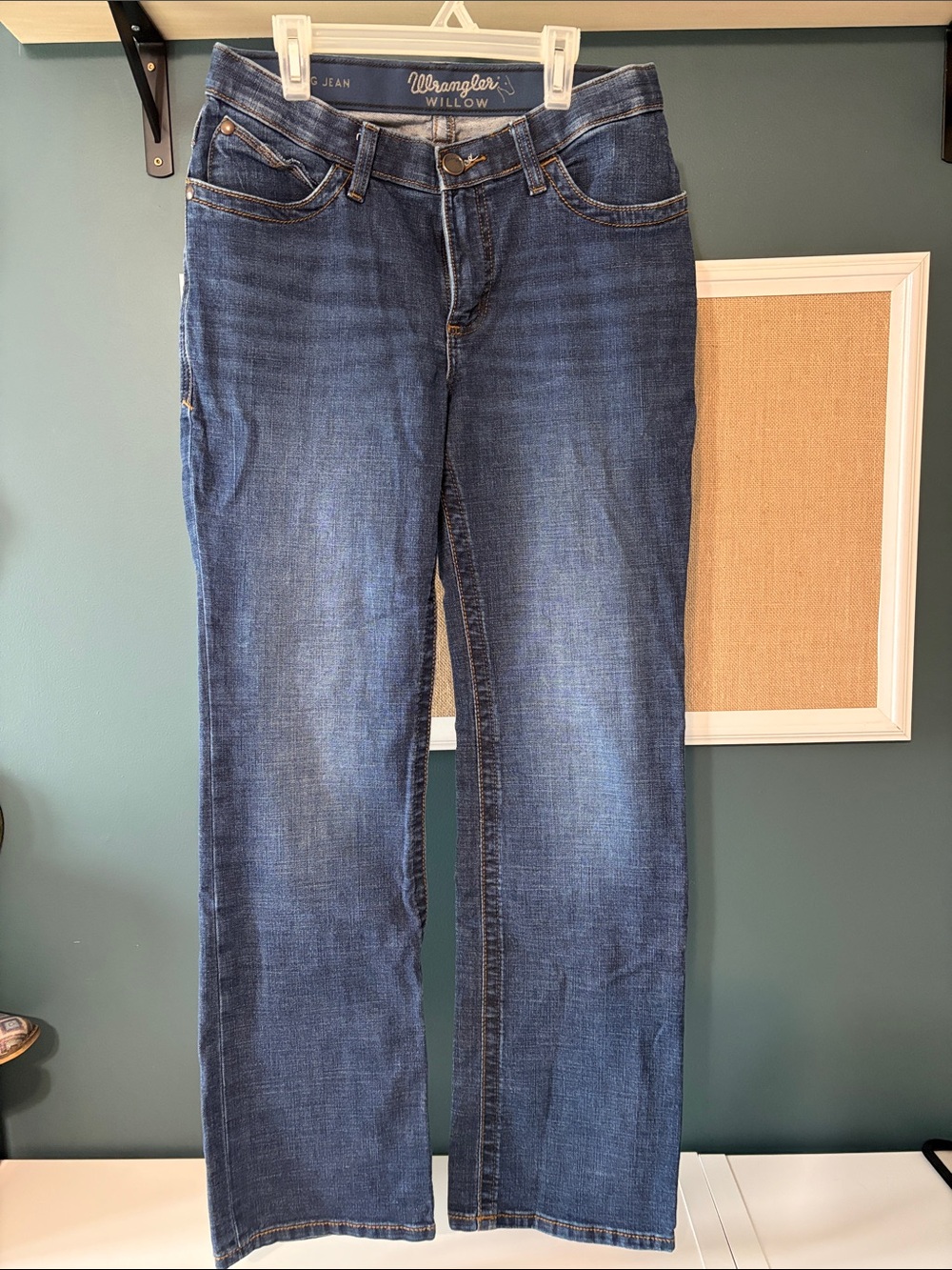 Wrangler Willow Women's Medium Blue Straight-Leg Jeans